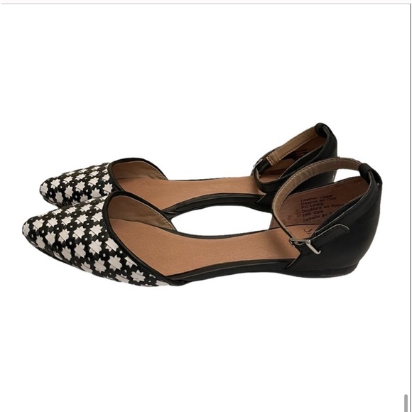 Shellys London black & white Dorsay adjustable ankle straps flat shoes size 10 - Picture 2 of 13